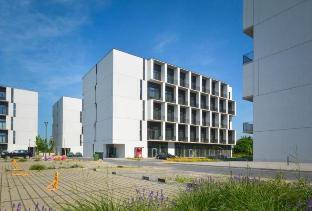 Apartament Airport Vratislav Exteriér fotografie